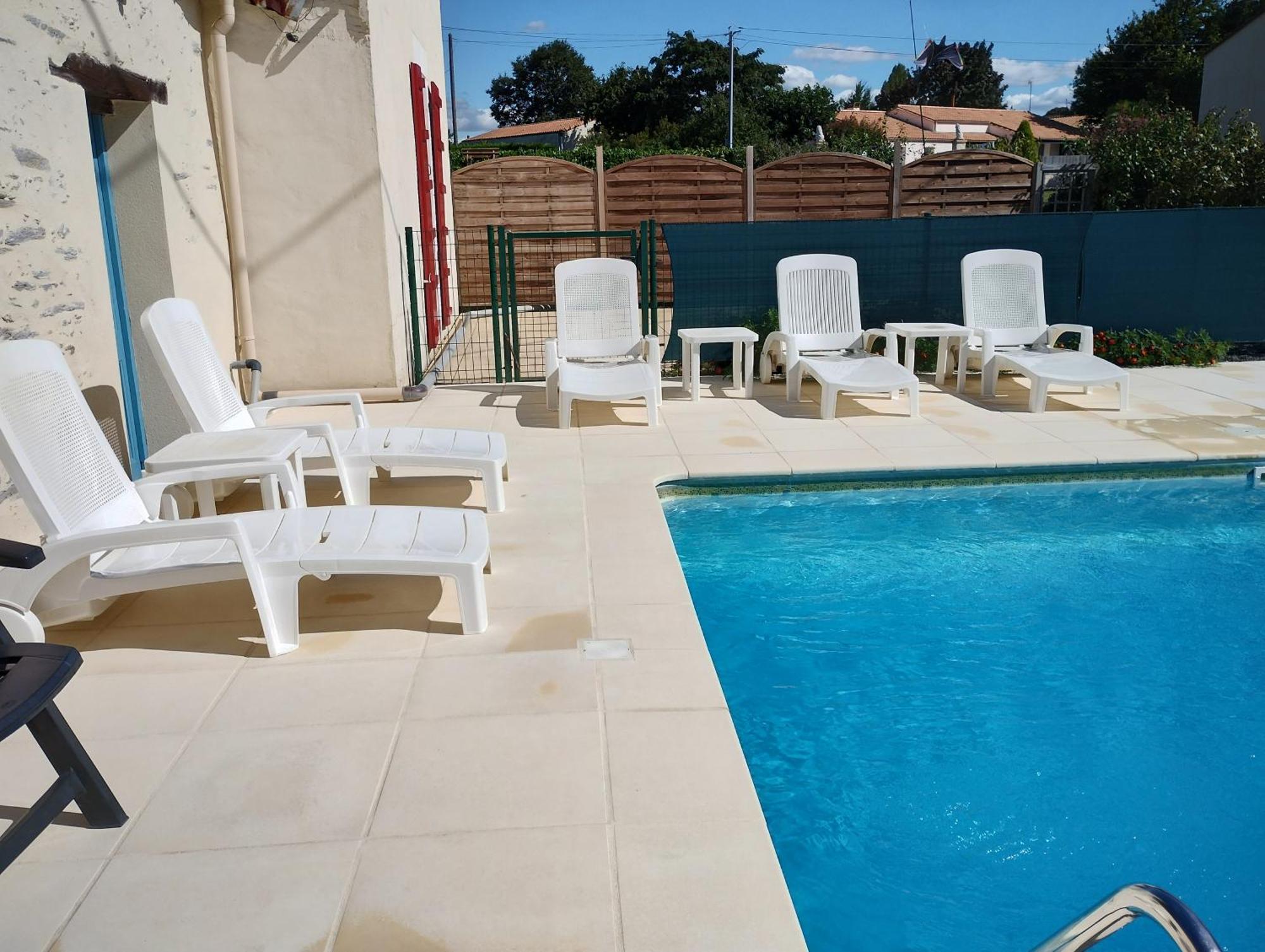 Les Poiriers Villa Saint-Pierre-du-Chemin Buitenkant foto
